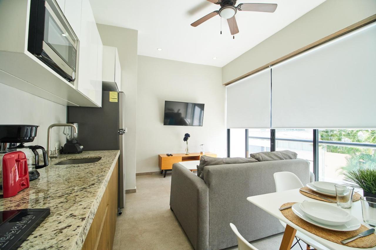 Aparthotel Torre 42 Playa Del Carmen By Lockey Exterior foto