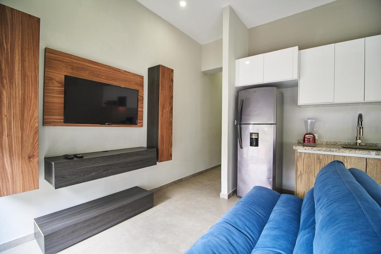 Aparthotel Torre 42 Playa Del Carmen By Lockey Exterior foto