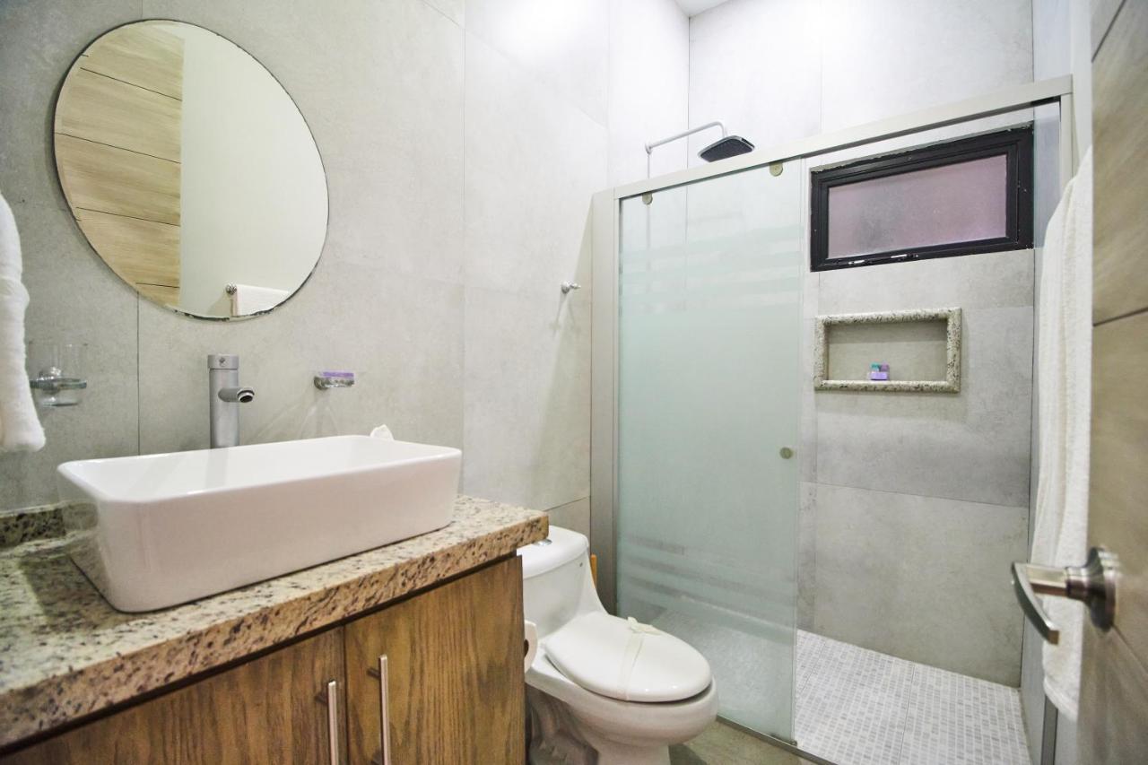 Aparthotel Torre 42 Playa Del Carmen By Lockey Exterior foto