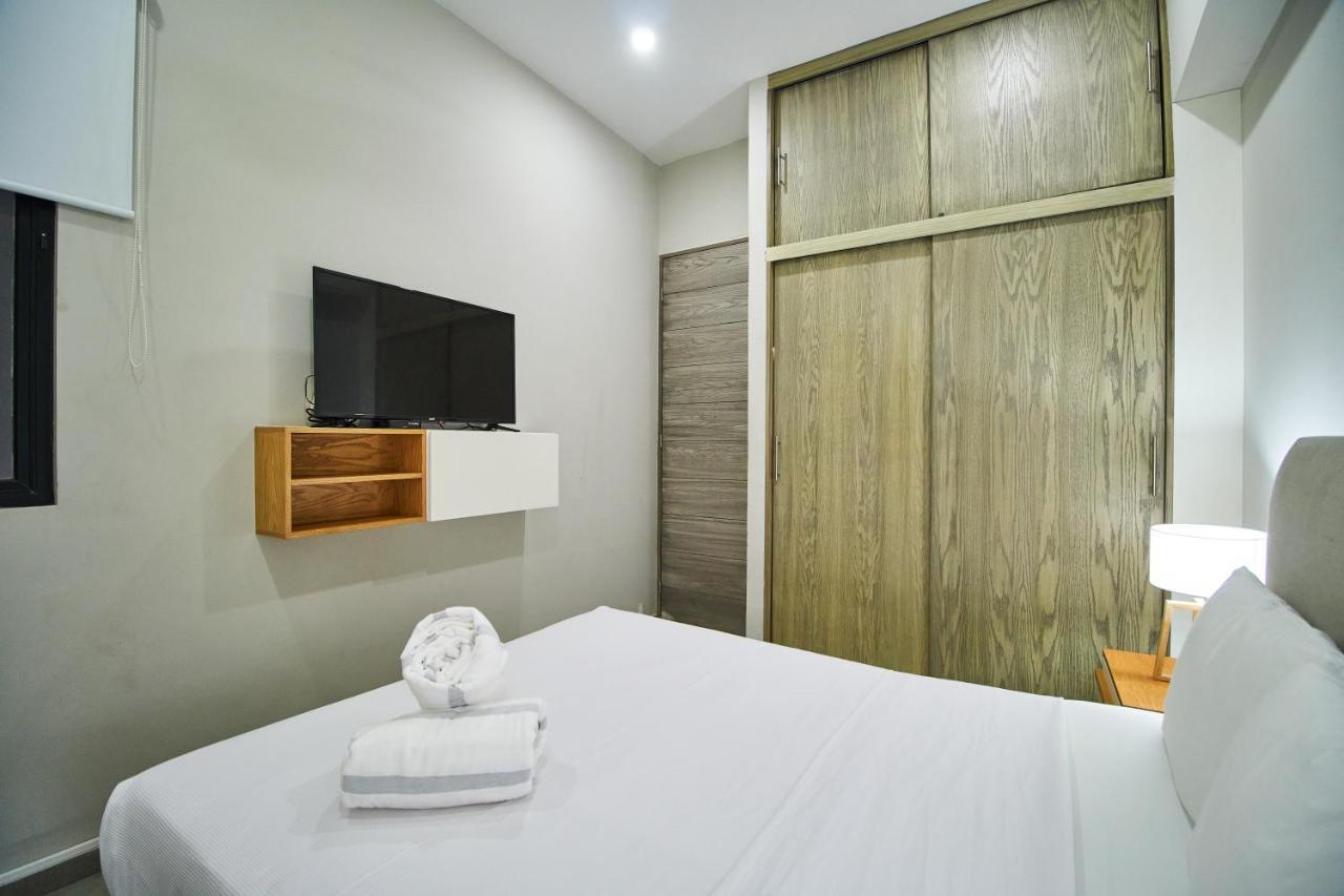 Aparthotel Torre 42 Playa Del Carmen By Lockey Exterior foto